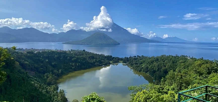 Laut Maluku di Ambang Krisis, Ancaman Limbah dan Penangkapan Ikan Berlebih