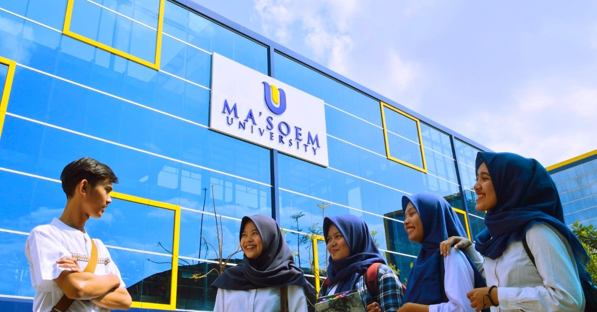 Mengenal Program Kuliah Lintas Jurusan untuk Kelas Karyawan di Bandung