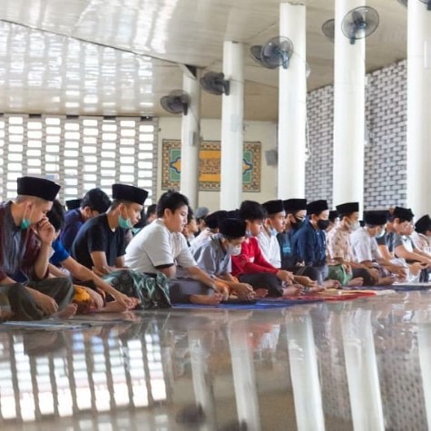 Menggali Potensi Siswa Melalui Ekstrakurikuler IPTEK di Pesantren Al Masoem Bandung