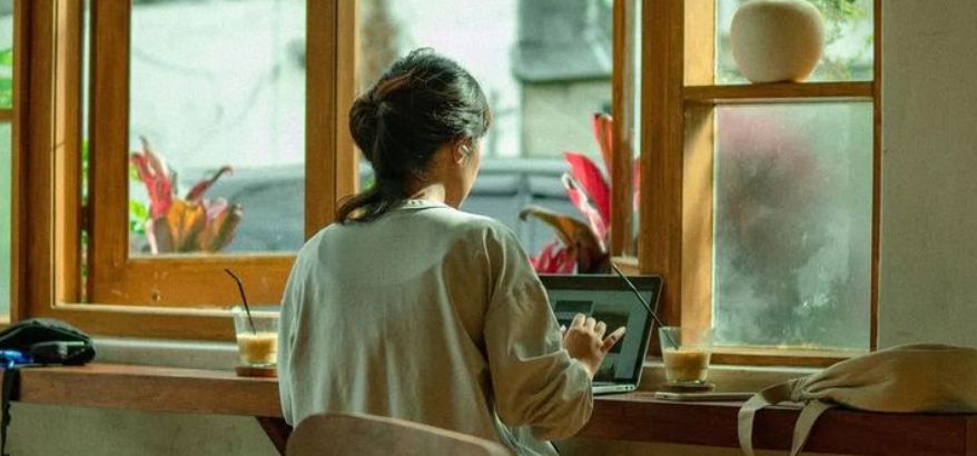 Menemukan Ide Produk Tren Sebelum Pesaing: Kunci Sukses Bisnis Digital