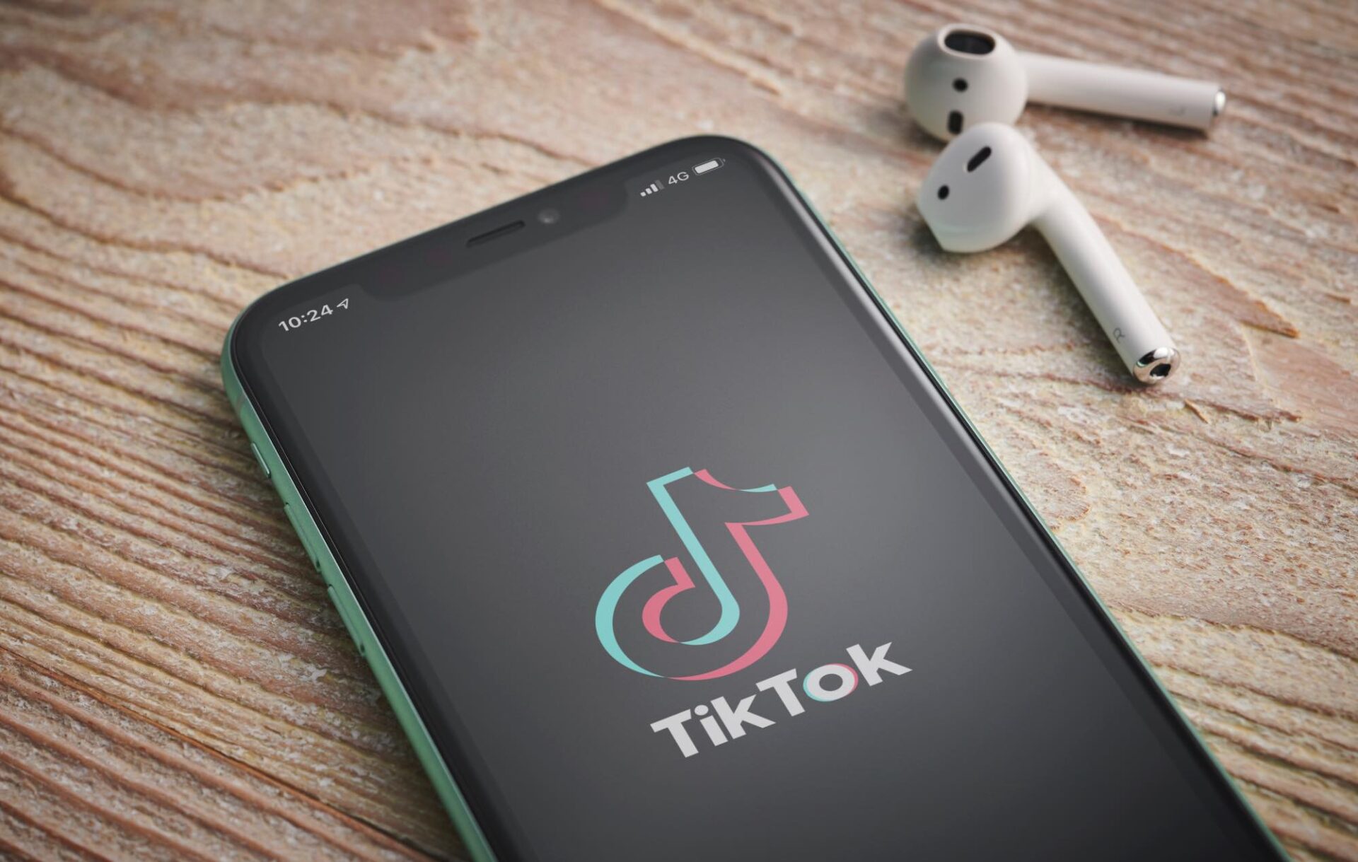 Jasa Followers TikTok Terpercaya yang Dapat Membantu Meningkatkan Popularitas Akun Anda di Rajakomen.com
